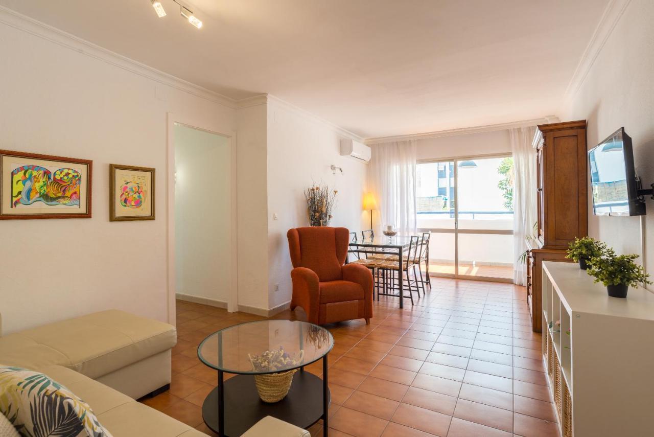 Virginia Beach & Private Terrace By Ele Apartments Malaga Exterior photo