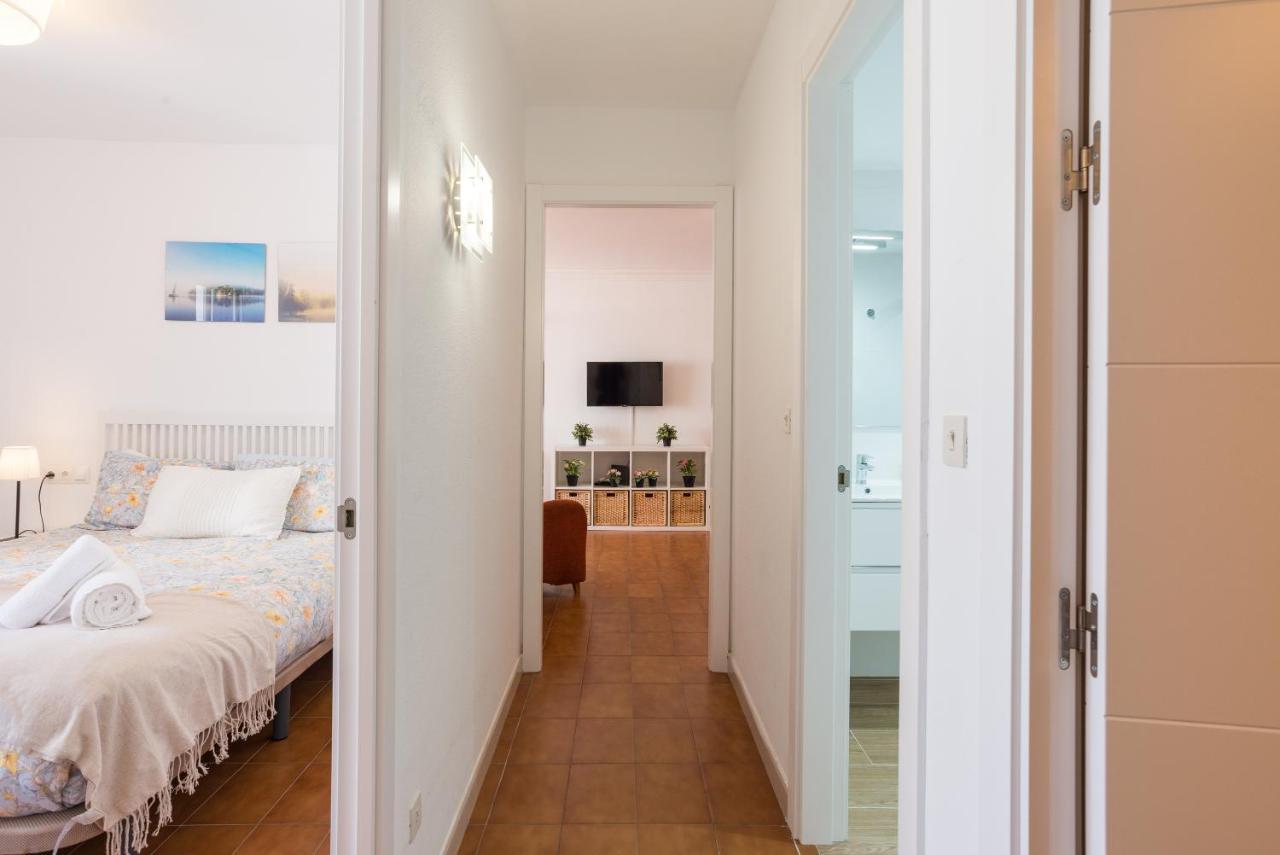 Virginia Beach & Private Terrace By Ele Apartments Malaga Exterior photo